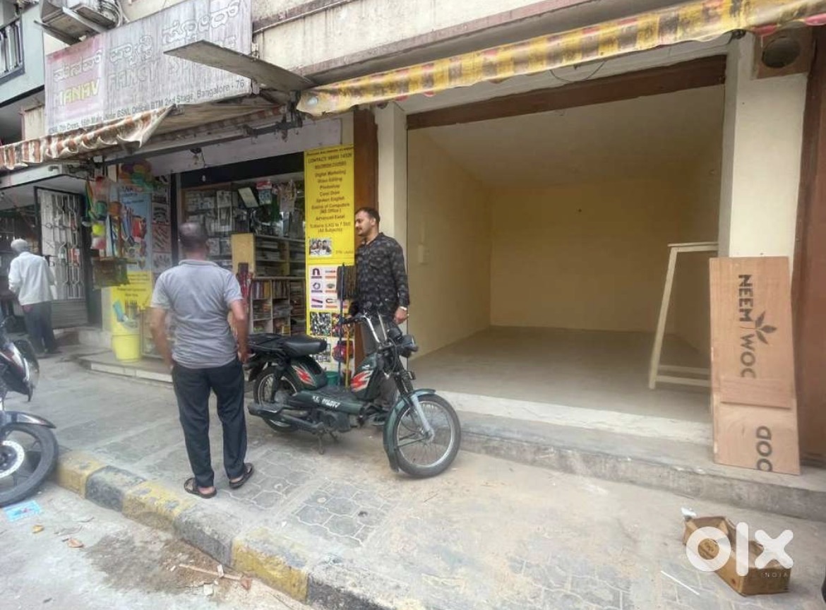 shop for rent ini begur